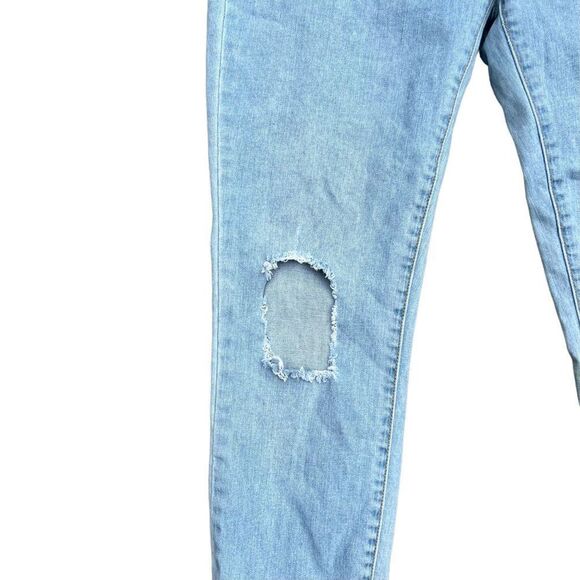 VANS Light Wash Distressed Jeans Size 9 - Picture 5 of 7